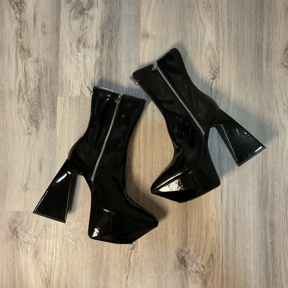 POSTER GIRL x DOLLSKILL: FUTURE TRIPPIN' PATENT ANKLE BOOTS